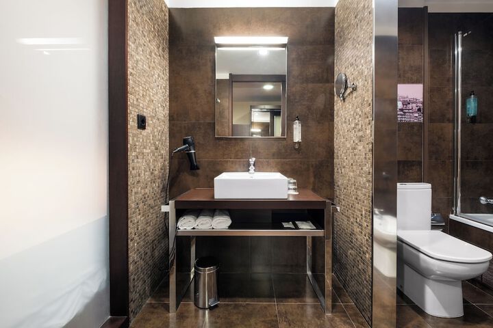 Bathroom Interior Photo