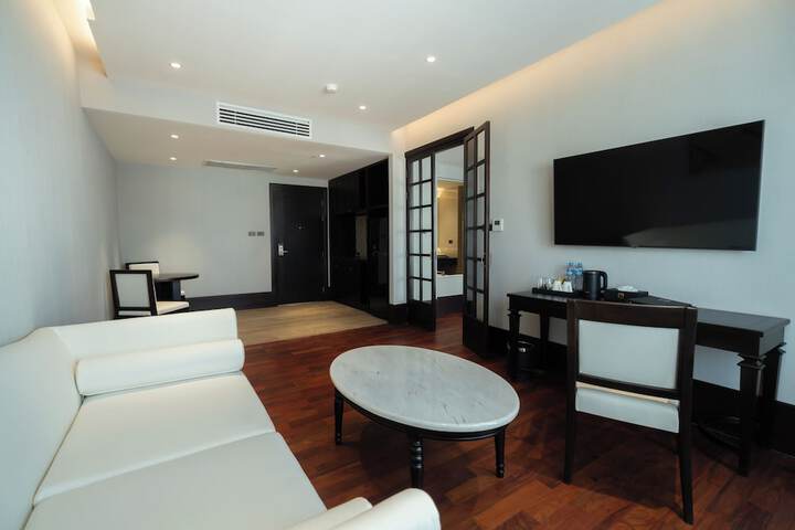 Room 58 of 125