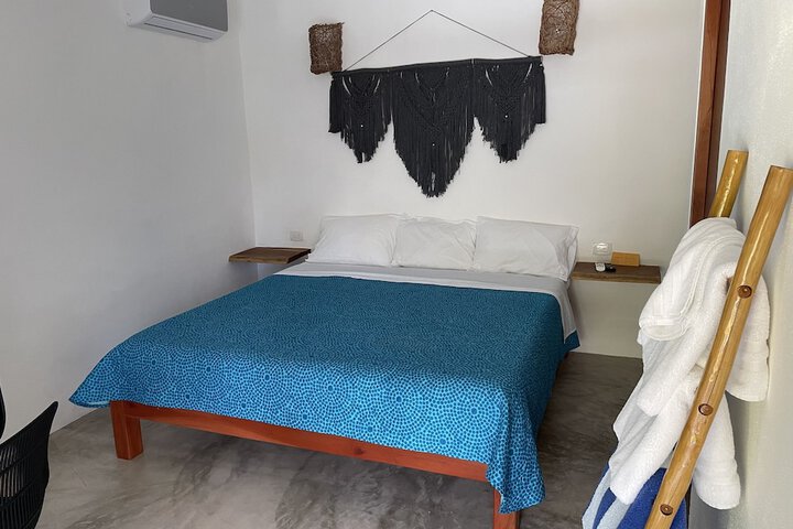 Room 9 of 20