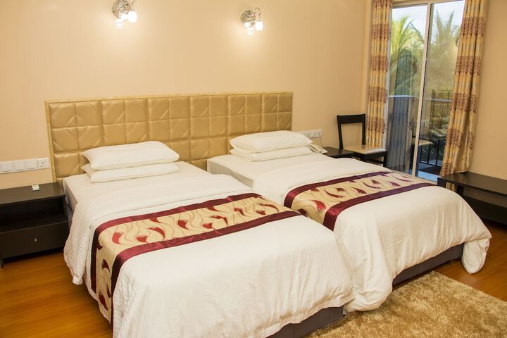 Room 3 of 21