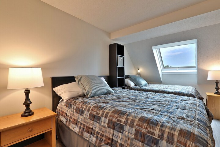 Room 31 of 234