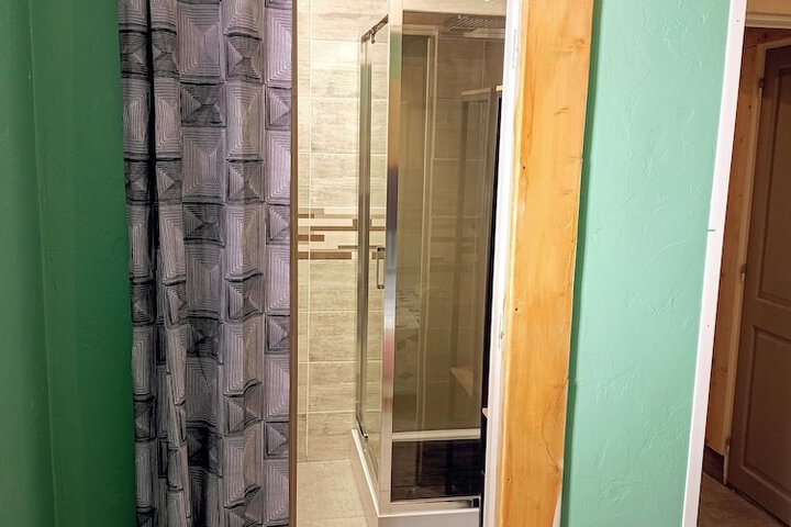 Room 14 of 14