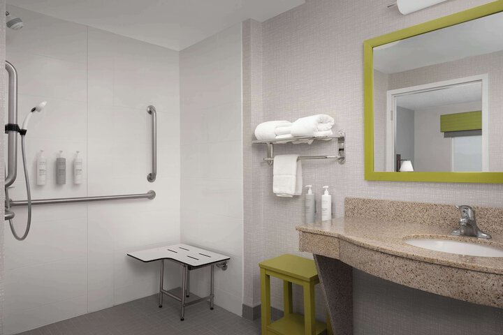 Bathroom shower