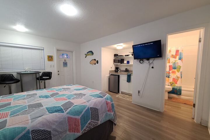 Room 41 of 166