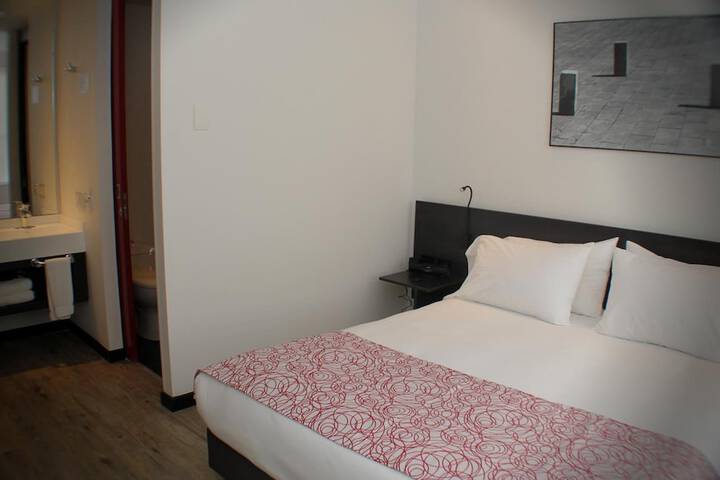 Room 15 of 74