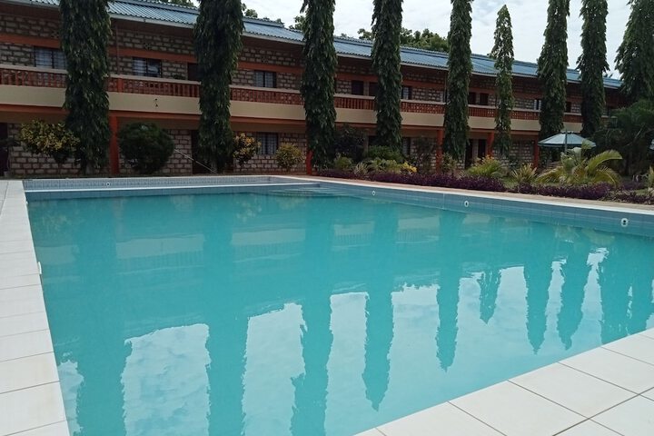 Pool 17 of 27
