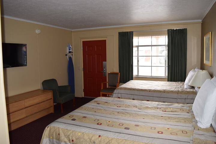 Room 10 of 19