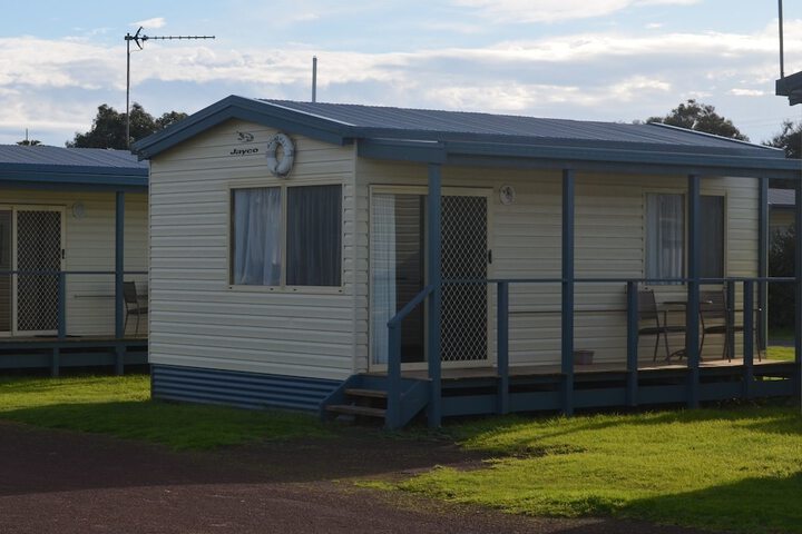 Room 3 of 43