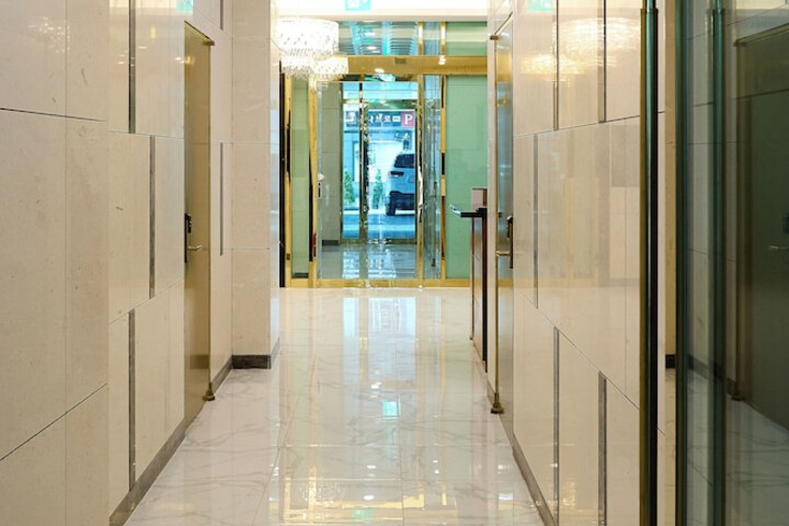 Hotel Interior 7 of 38