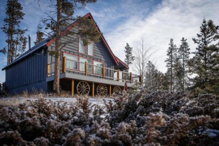 Cabin with Loft in Frisco in Frisco, CO