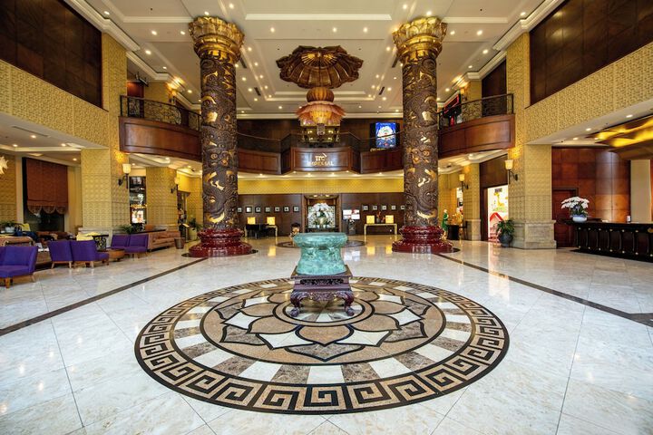 Hotel Interior 4 of 95