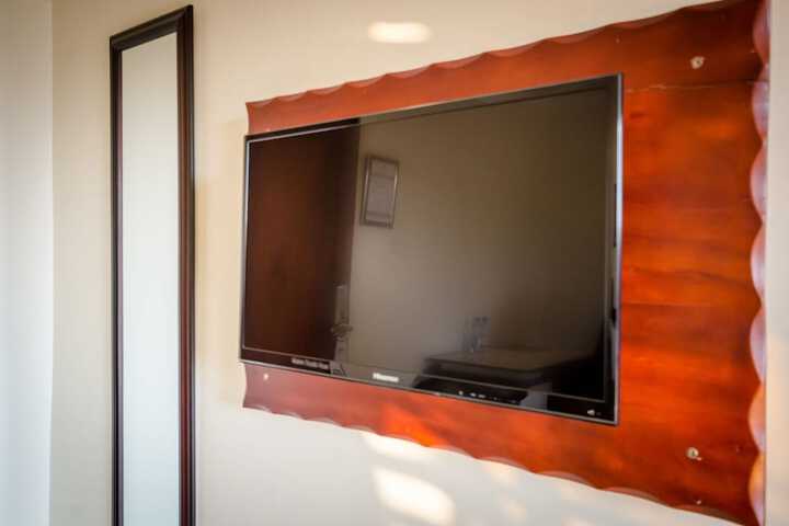 Room 30 of 61