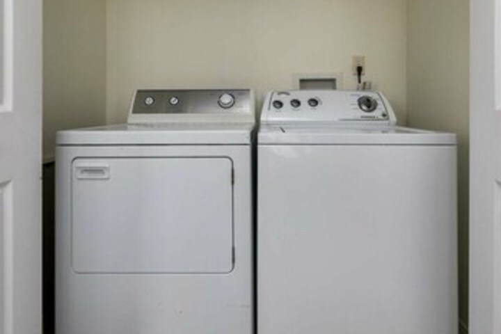 Laundry 13 of 27
