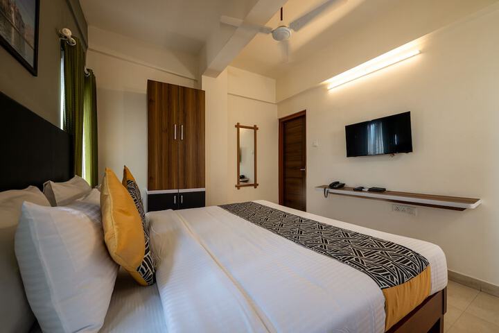 Room 16 of 37