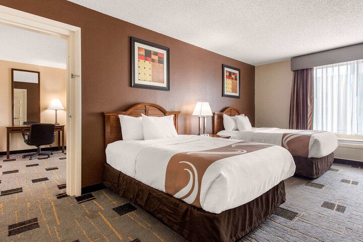 Double Accessible King Size Bed (14 of 20)