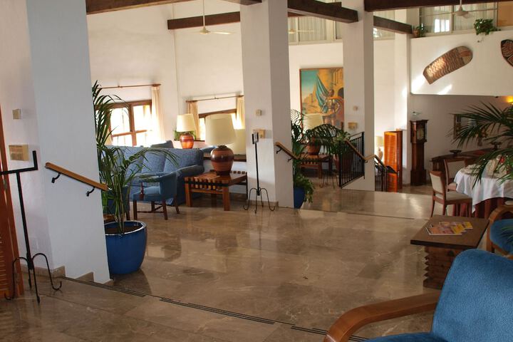 Hotel Interior 6 of 50