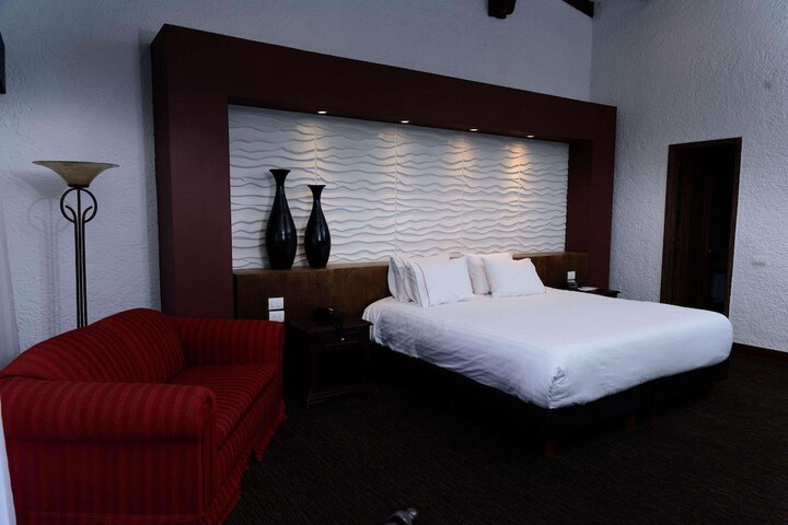 Room 15 of 45