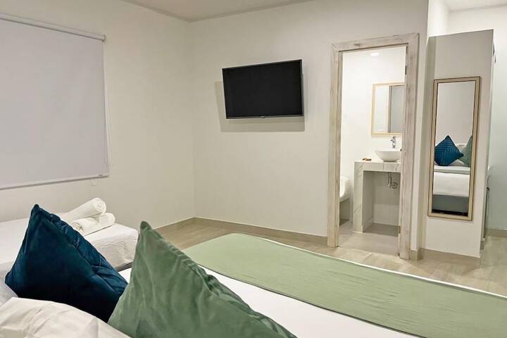 Room 64 of 116