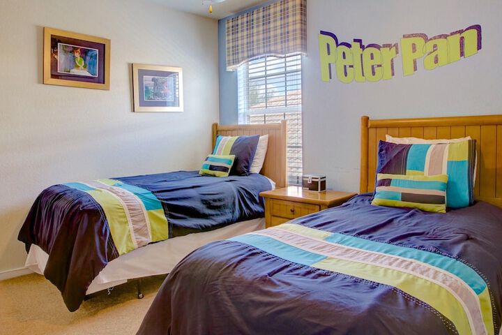 Room 5 of 22