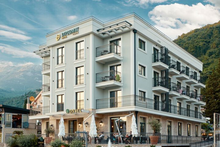 Hotel Diplomat
