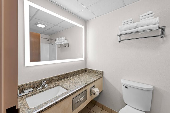 Room 20 of 84
