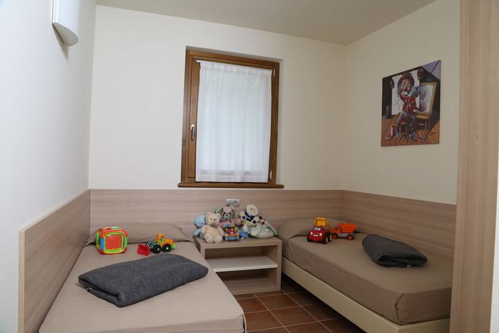 Room 4 of 59