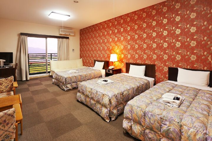 Room 7 of 42