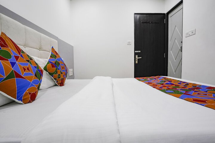Room 14 of 29