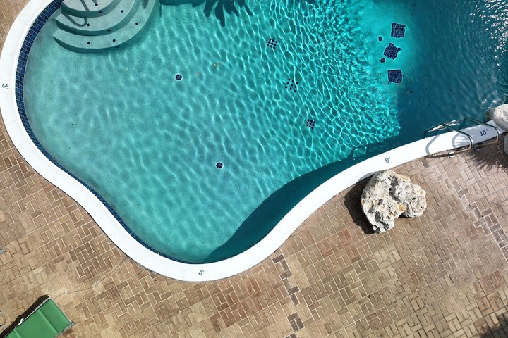 Pool 22 of 26