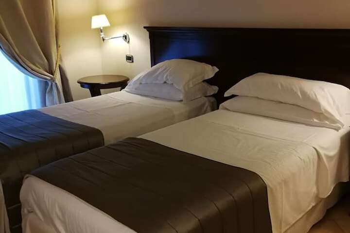 Room 14 of 39