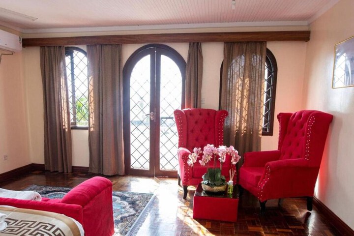 Room 4 of 62