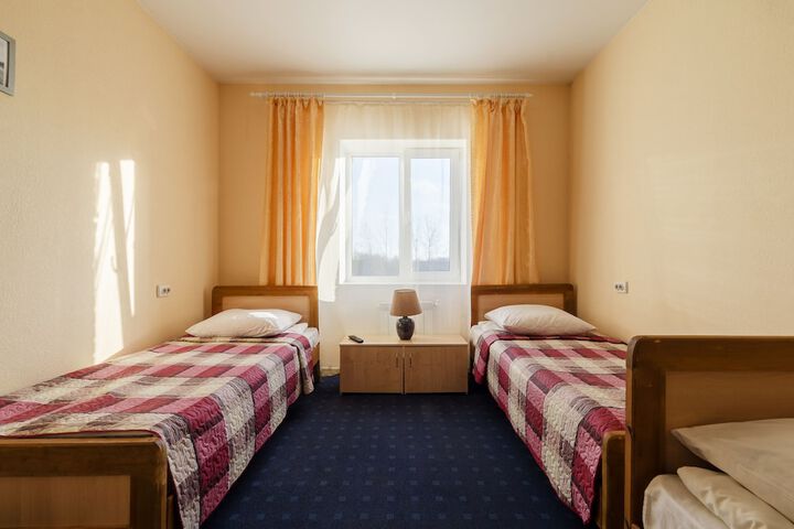 Room 21 of 33