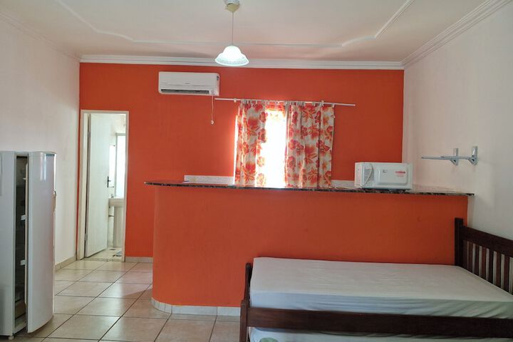 Room 8 of 35