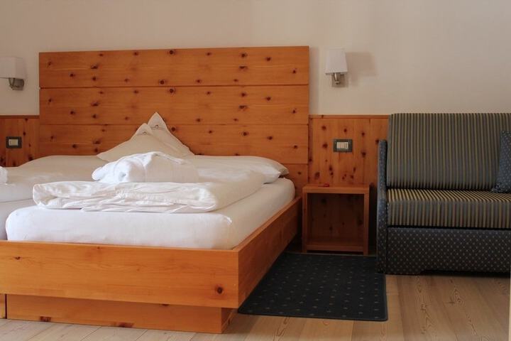 Room 20 of 85