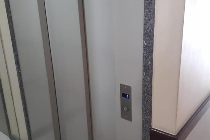 Room 12 of 26