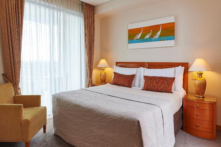 Room 1 of 2
