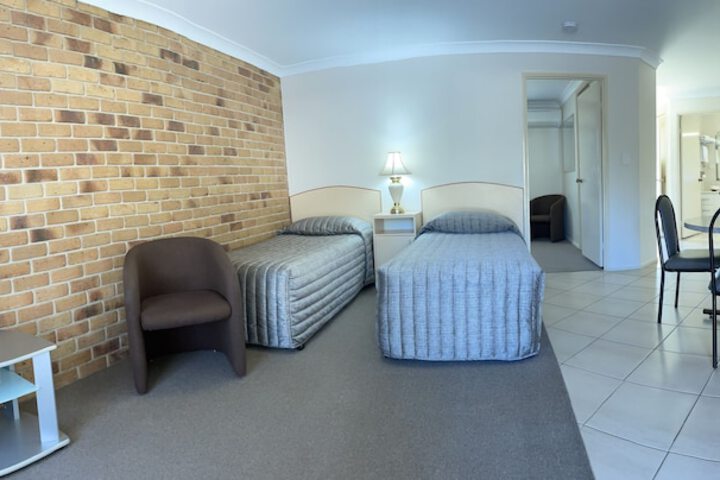 Room 5 of 51