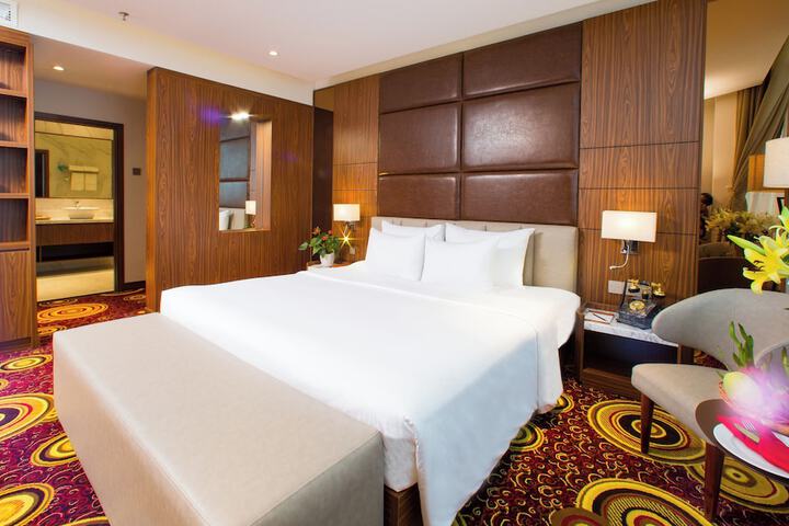 Room 40 of 137