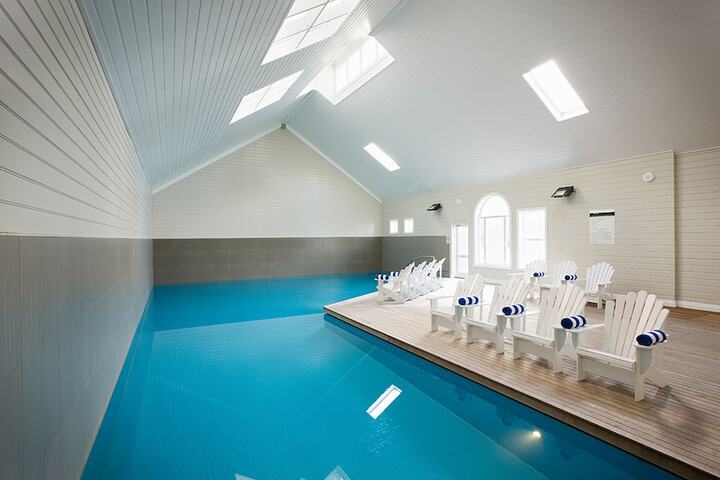 Pool 125 of 167