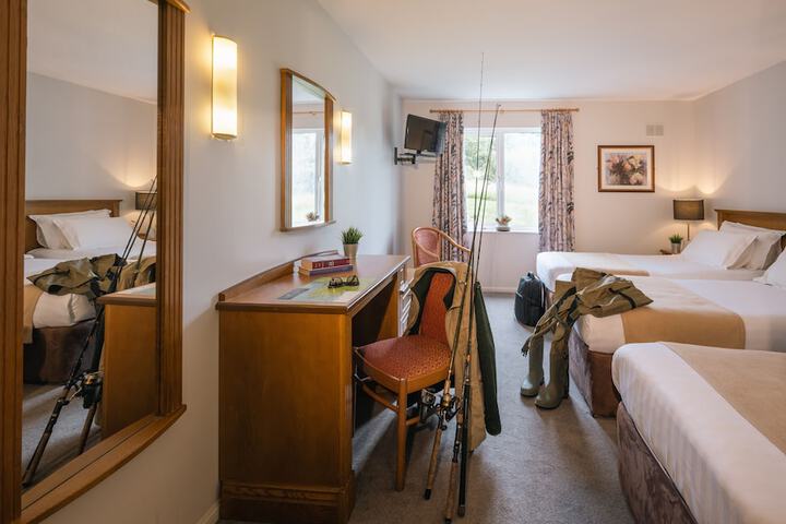 Room 5 of 49