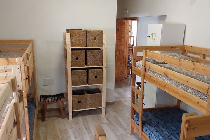 Room 14 of 31