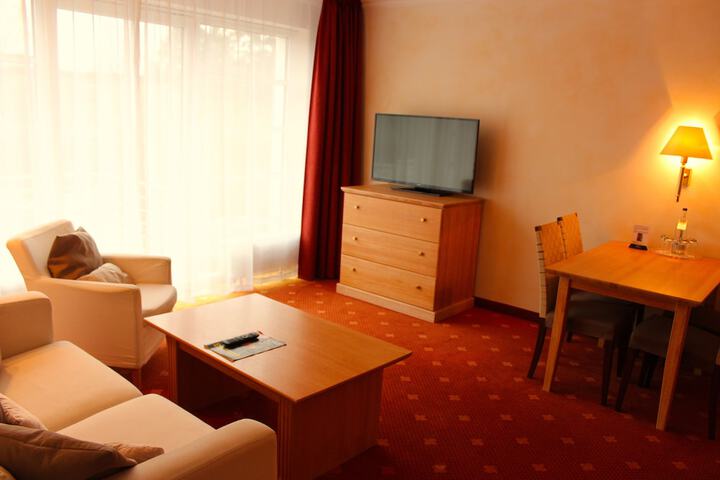 Room 37 of 62
