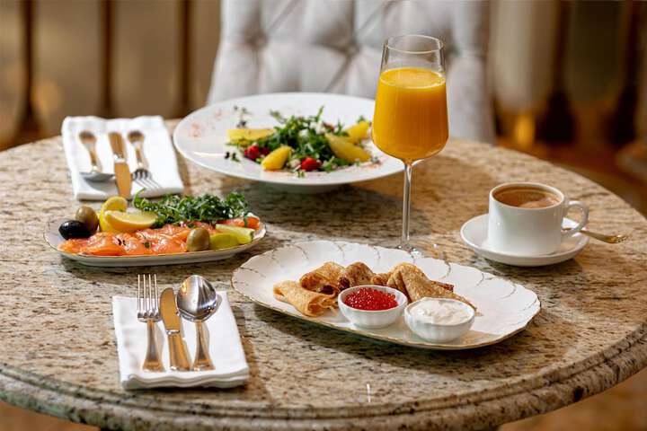 Breakfast/Coffee Service 233 of 339