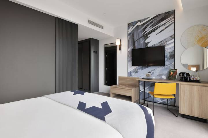 Room 39 of 106