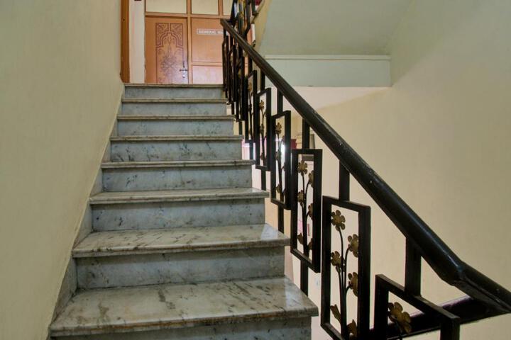 Hotel O Asian palace near jalmahal amer jaipur city