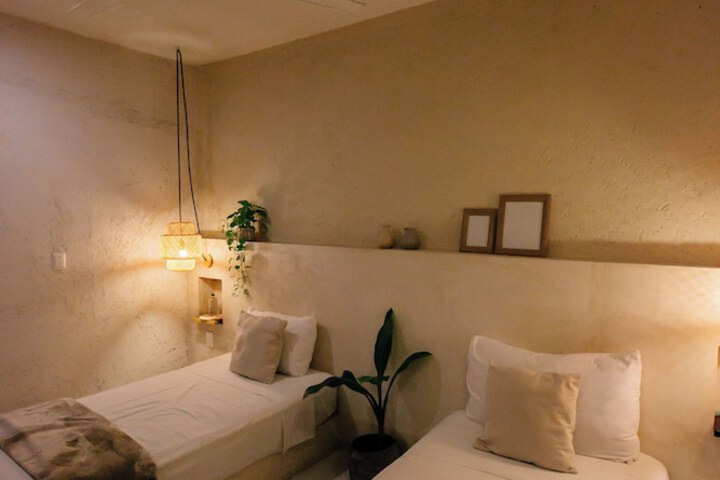 Room 40 of 117