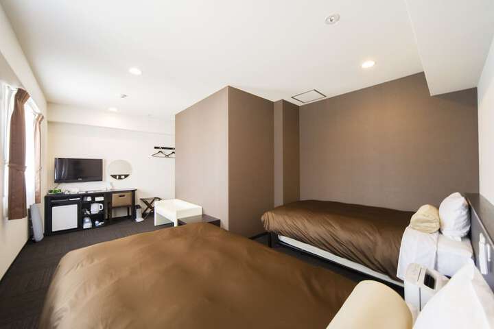 Room 13 of 46