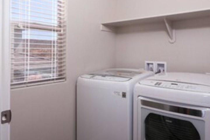 Laundry 15 of 39