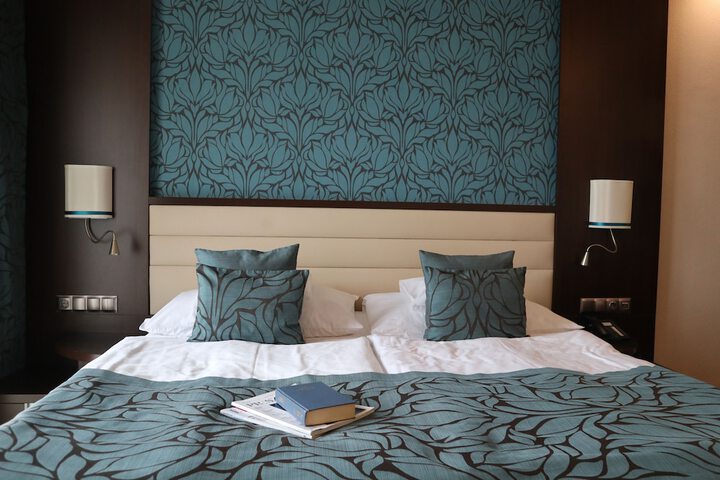 Room 21 of 76