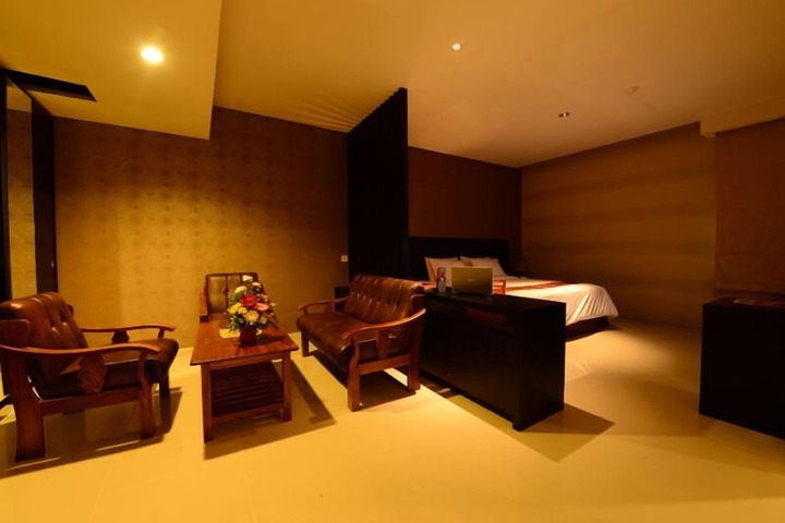 Room 17 of 56